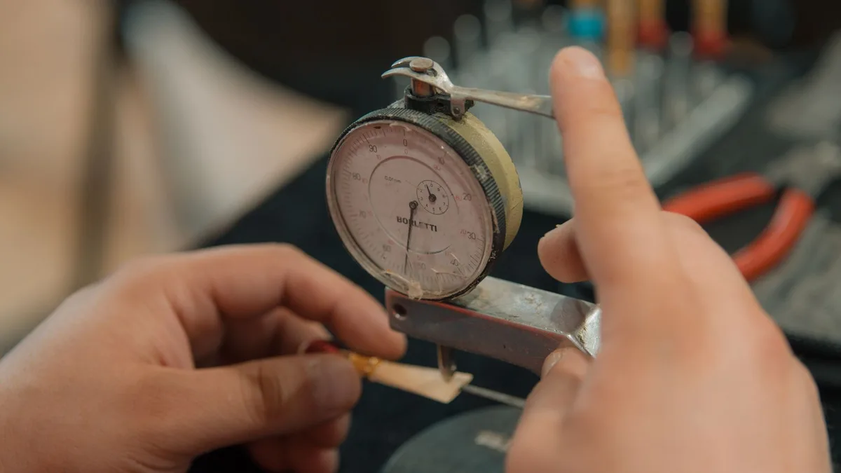 Dial indicator