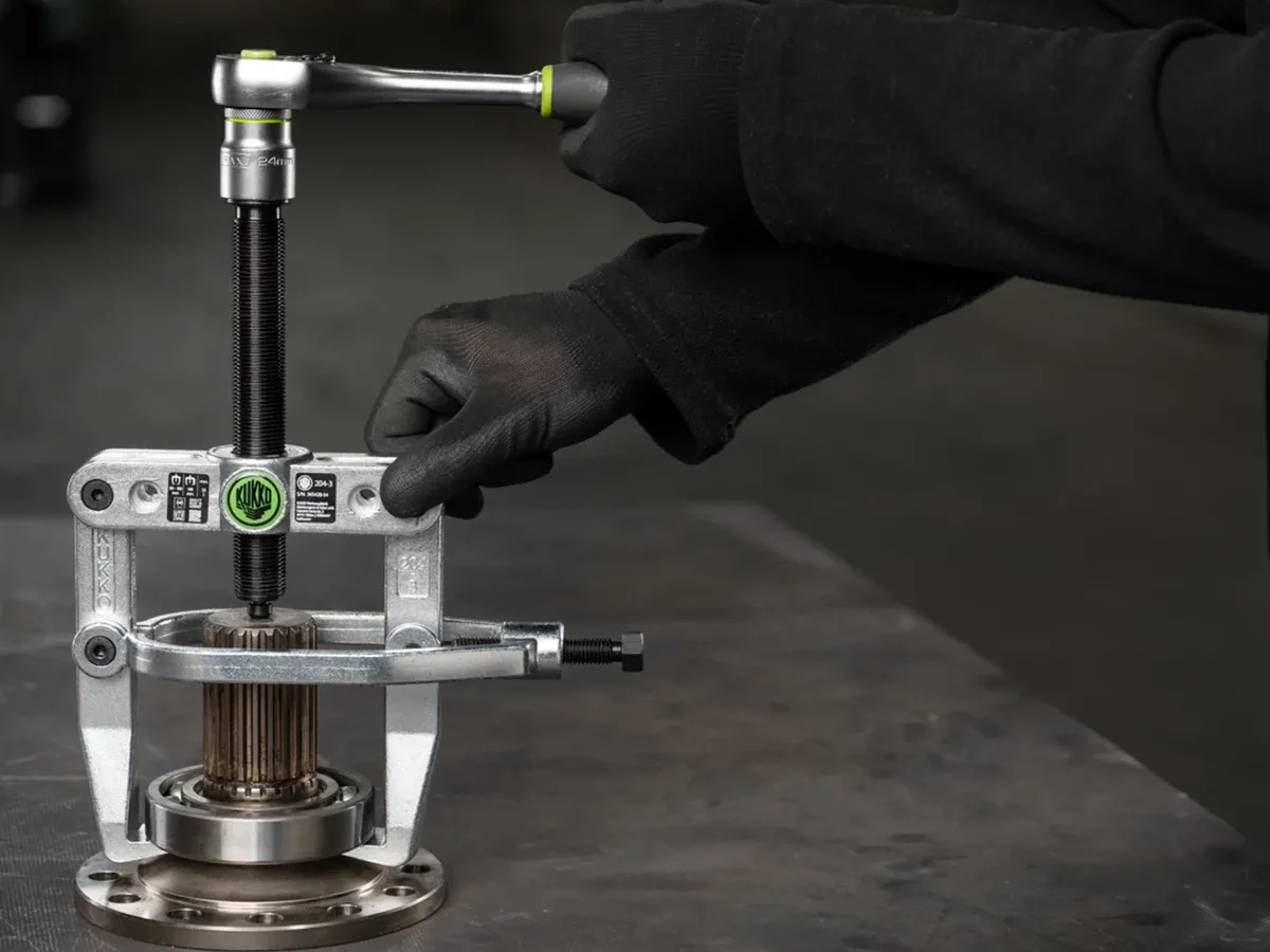 how to choose a bearing puller