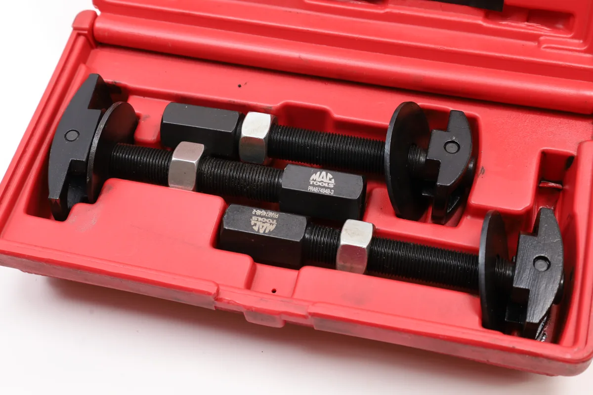 wheel bearing puller